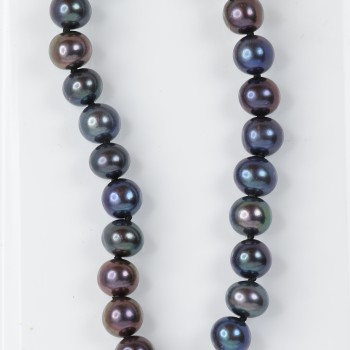 Freshwater Pearl Necklace, Bracelet and Stud Earrings Set